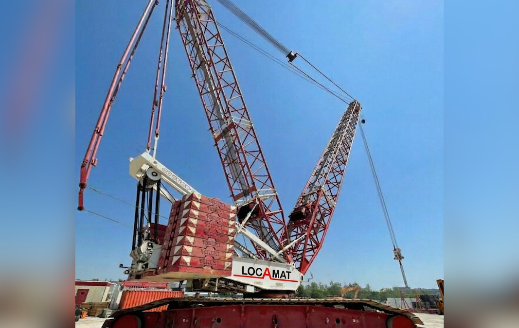 Locamat Togo accueille la grue la plus puissante d’Afrique de l’Ouest : la Demag Terex CC2800-1
